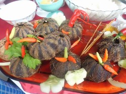 Nyam! Bulu Babi Ternyata Enak & Banyak Gizi