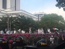 Ada Massa Pendemo Mendekat ke Istana via Jl Merdeka Utara, Polisi Siaga
