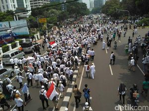 Demo Berlangsung Damai, Kekhawatiran Investor Mereda