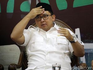 Fadli Zon Minta Mekanisme Pembelian AW-101 Dibuka ke Publik Fadli Zon Minta Mekanisme Pembelian AW-101 Dibuka ke Publik