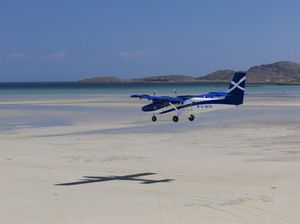 80 Tahun Sudah, Pantai Ini Menjadi Bandara 80 Tahun Sudah, Pantai Ini Menjadi Bandara