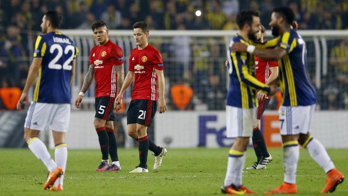 Mourinho Tetap Optimistis dengan Peluang Lolos MU