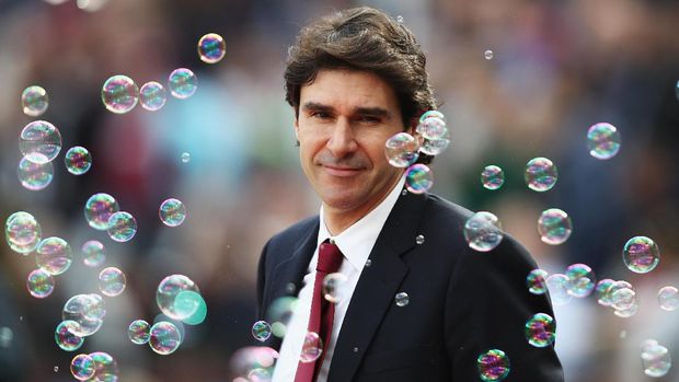 Sebelum Hadapi City, Karanka Tebar Pujian untuk Guardiola