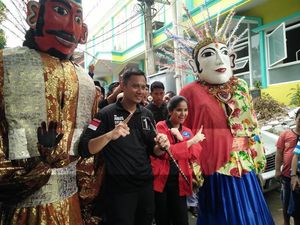 Agus Janji Tuntaskan Pembebasan Lahan Normalisasi Ciliwung ke Warga