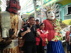 Kisah Agus Yudhoyono dan Golok Pendekar Entong Gendut