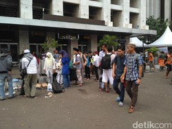 Pulang Sore Ini, Pendemo 4 November Bersih-Bersih Sampah di Istiqlal