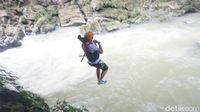 Inilah Atraksi Paling Ekstrem di Green Canyon