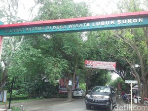 Gotong Royong Nan Guyub ala Gampong Lubuk Sukon Aceh