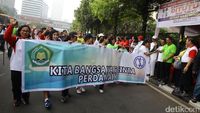 Menag Gelar Gerak Jalan Lintas Umat Beragama