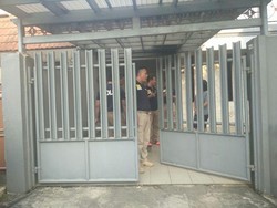 Perampok di Kebon Jeruk Gasak 500 Gram Emas Batangan, Tas dan Pulpen Mahal