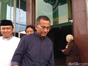 Tensi Darah Tinggi dan Sakit Kepala, Pemeriksaan Dahlan Dilanjut Pekan Depan