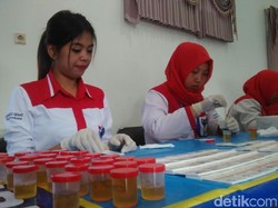Polsuska dan Pegawai PT KAI Daops IX Jalani Tes Narkoba