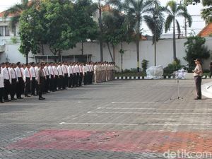 Anggota Polsek Lakarsantri Dipecat karena Desersi