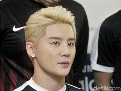 Ini Alasan Pria Korea Selatan Gemar Pakai Makeup