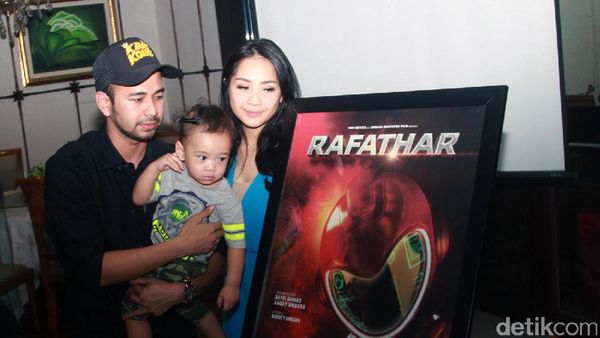 Hore! Happy-nya Rafathar Bersama Raffi Ahmad dan Nagita Slavina