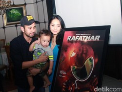 Raffi Ahmad Berambut Emas Demi Rafathar