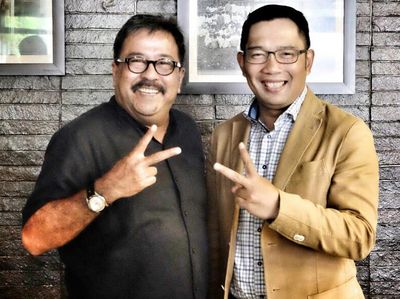 Senyum Sumringah Rano Karno dan Ridwan Kamil