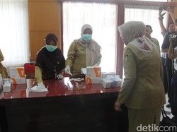 Di Tengah Rapat dengan Walikota, PNS Kota Blitar Diminta Tes Urine