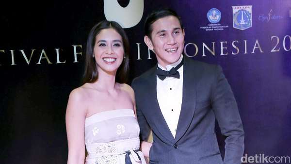 Pesona Para Pasangan Selebriti di FFI 2016 Pesona Para Pasangan Selebriti di FFI 2016