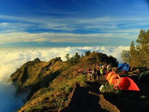 Pendakian Gunung Rinjani Perlu Perhatikan Kearifan Lokal