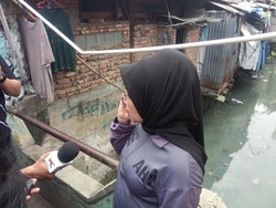 Sylviana Juga Telepon Kadis Kebersihan DKI Soal Sampah di Pasar Poncol