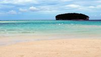 Foto-foto Ajaibnya Pasir Timbul di Raja Ampat