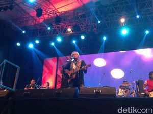 Iwan Fals Menyesal Ketika Masih Muda Tidak Ikut Pramuka