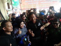 Didatangi Sylviana, Warga Senen Mengeluh Batas Usia dan Honor PKK