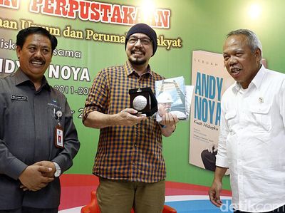 Basuki Hadimuljono Resmikan Perpustakaan Kementerian PUPR