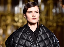 Foto: Jaket ala Jokowi di Tangan Desainer Louis Vuitton Hingga Moschino