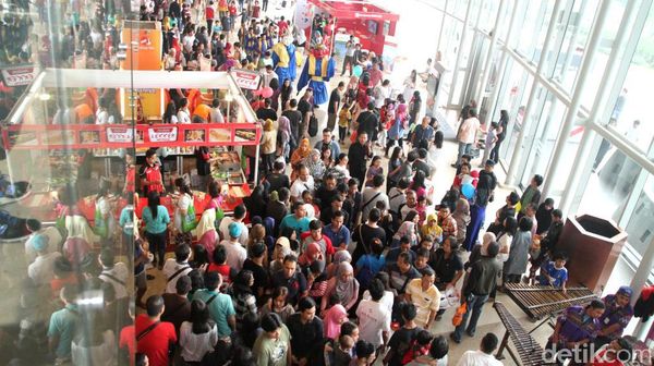 Pekan Raya Indonesia Dipadati Pengunjung