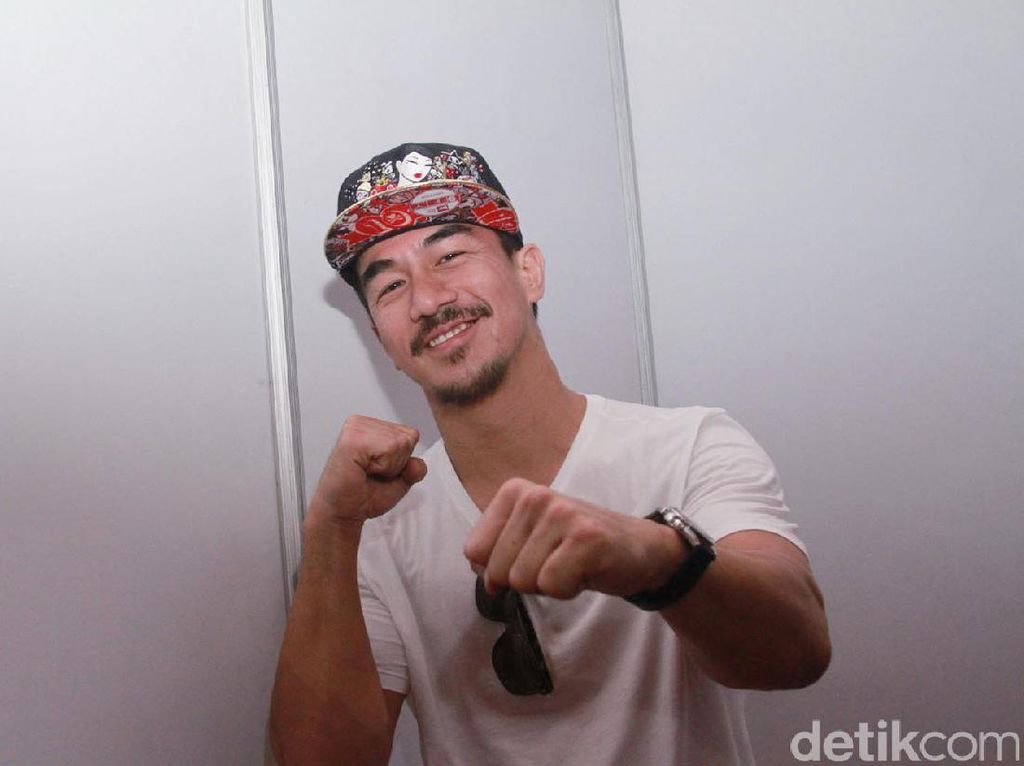 Joe Taslim Mengaku Tak Suka Makan Sayur, Begini Cara Mengatasinya Joe Taslim Mengaku Tak Suka Makan Sayur, Begini Cara Mengatasinya