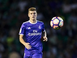 Tulang Metatarsal Retak, Kroos Terancam Absen Lama