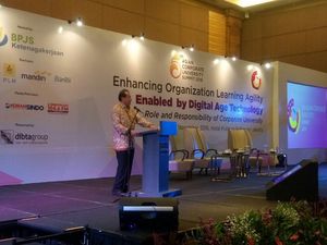 Teknologi Bakal Gantikan Tenaga Kerja, CT: Ini Tantangan Kita ke Depan