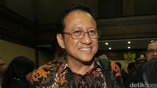 Irman Gusman Jalani Sidang Perdana