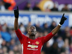 Pogba Dikritik, Ibra Membela