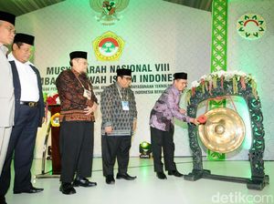 Menag Lukman Hakim Buka Munas LDII