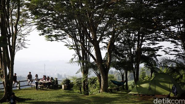 Kemping Mewah dan Murah di Tanakita