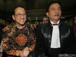 Didakwa Terima Suap Rp 100 juta, Irman Gusman Dibela Yusril dan Maqdir Ismail