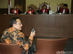 Jaksa Ungkap Komunikasi Irman dan Dirut Bulog soal Distribusi Gula Impor