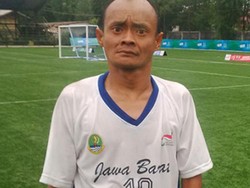 Rudi Setiawan, Mantan Penjual Bubur yang Jadi Pemain Kunci Sepak Bola Jawa Barat