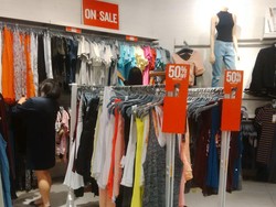 Cotton On Diskon 50%, T-shirt Mulai dari Rp 100 Ribu
