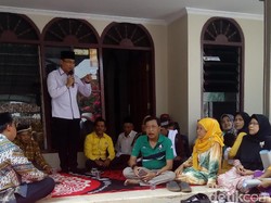Kampanye di Rumah Warga, Andika Janji Ciptakan Peluang Kerja