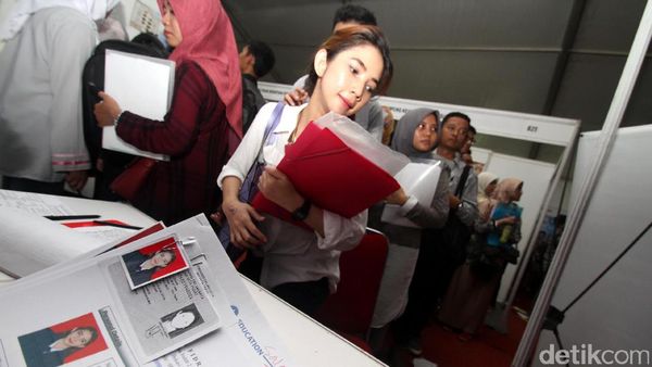 Bursa Kerja Ramai Pengunjung