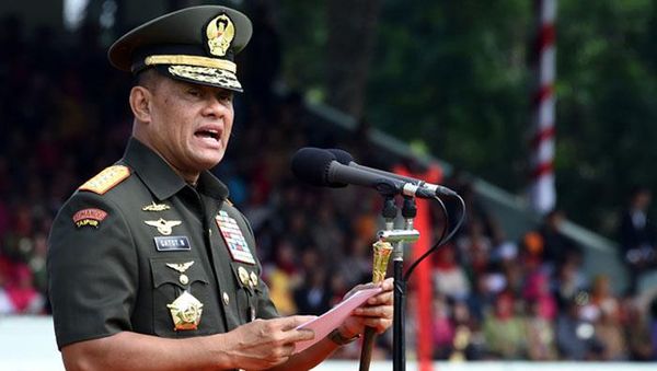 Melihat Tongkat Komando Jenderal Gatot dan Panglima Hadi