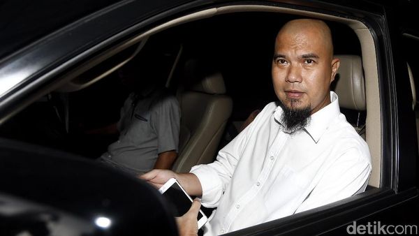 Perjalanan Kasus Cuitan Sarkastis hingga Ahmad Dhani Jadi Tersangka