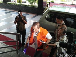 Kasus Korupsi Proyek Infrastruktur, KPK Periksa Eks Kepala BPJN Amran Mustary