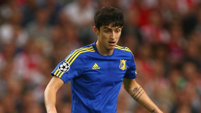 AMSTERDAM, NETHERLANDS - AUGUST 16:  Sardar Azmoun of Rostov in action during the UEFA Champions League Play-off 1st Leg match between Ajax and Rostov at Amsterdam Arena on August 16, 2016 in Amsterdam, Netherlands.  (Photo by Christopher Lee/Getty Images)