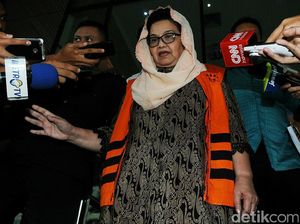 Pemeriksaan Lanjutan Siti Fadilah Pemeriksaan Lanjutan Siti Fadilah