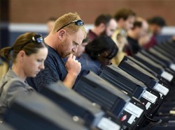 China Dituduh Targetkan Infrastruktur Pilpres AS dengan Serangan Siber